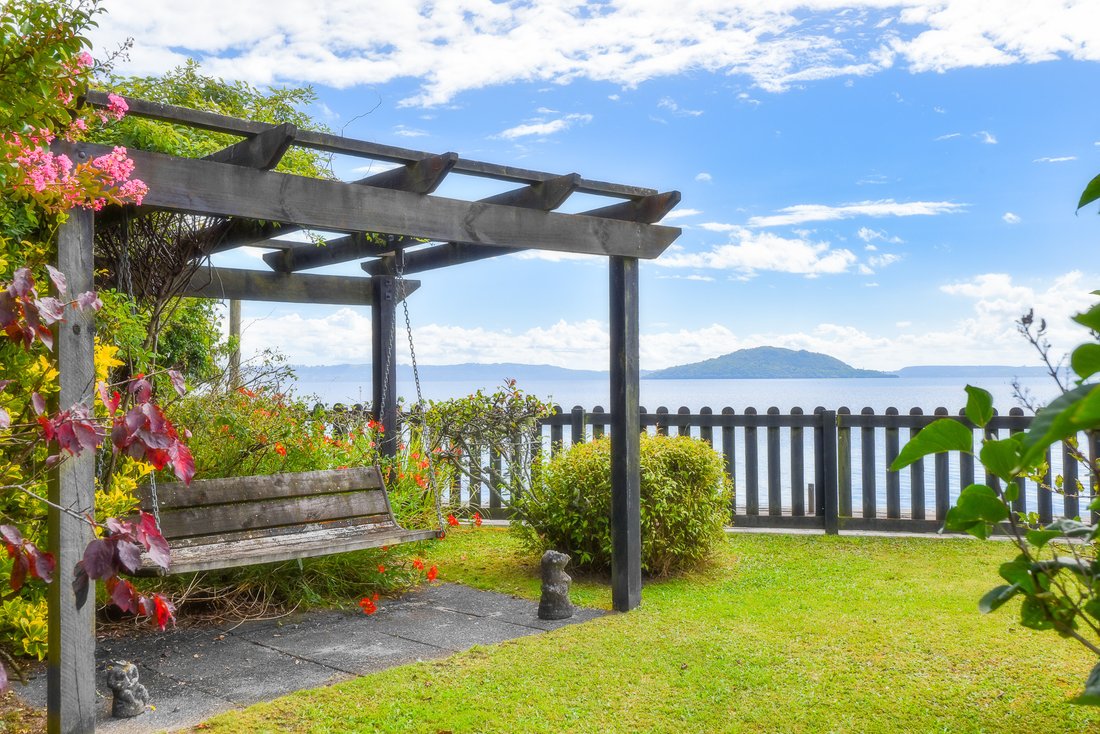 Rotorua, Bay of Plenty, New Zealand 1 - 17385412