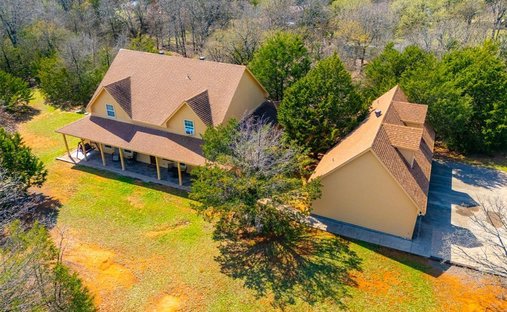 House in Alvarado, Texas, United States 1