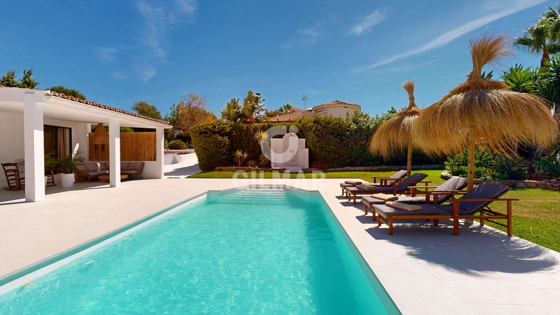 Villa in Estepona, Andalusia, Spain 1 - 17381824
