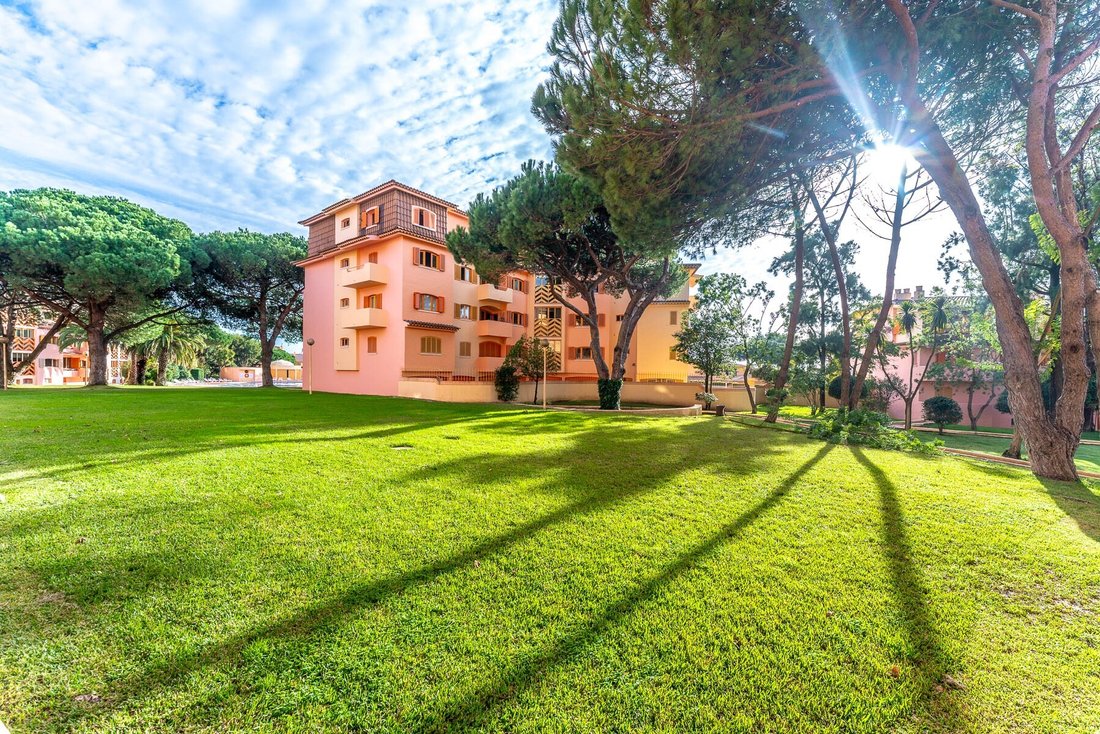 Apartment in Cascais e Estoril, Lisbon, Portugal 1 - 17384515