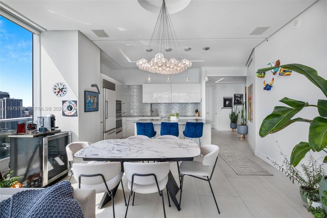 Condo in Miami, Florida, United States 3 - 17380929