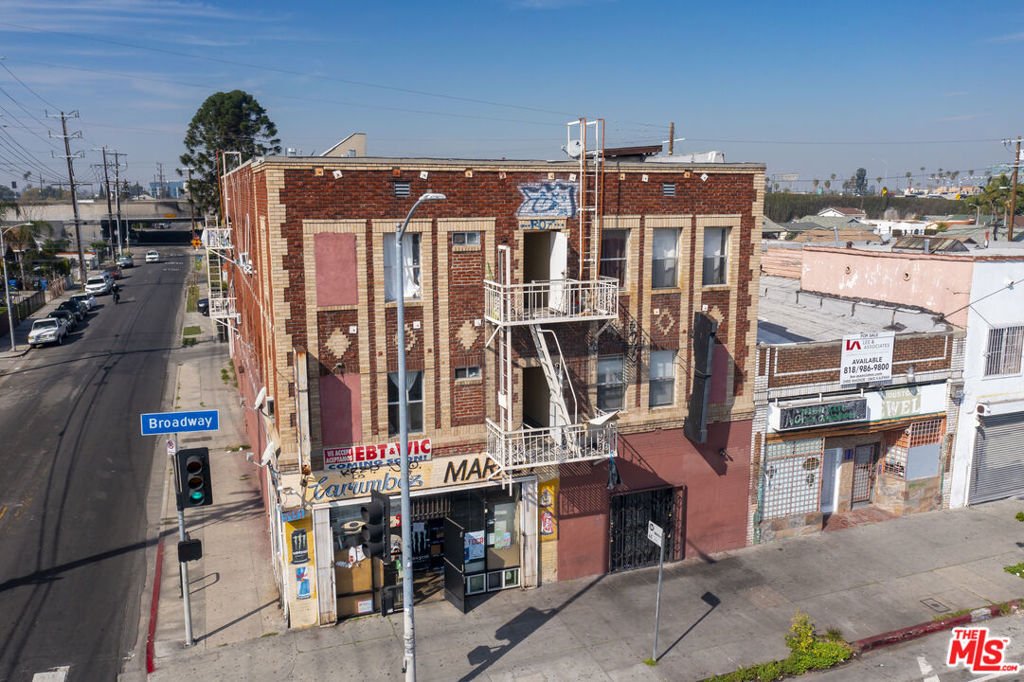 Los Angeles, California, United States 1 - 17382859