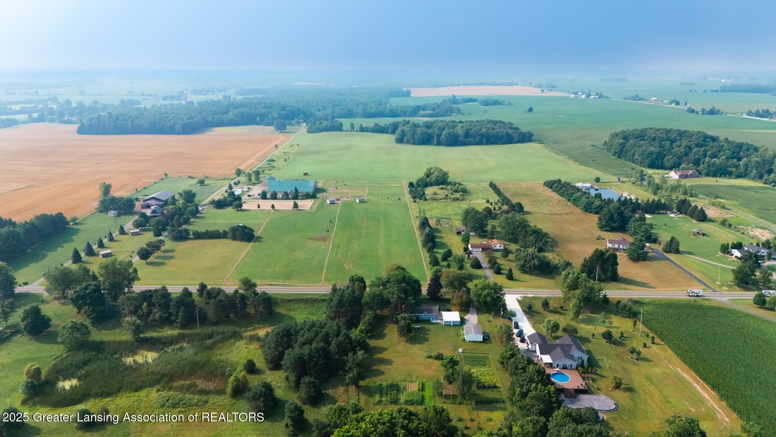 House in Williamston, Michigan, United States 4 - 17383424
