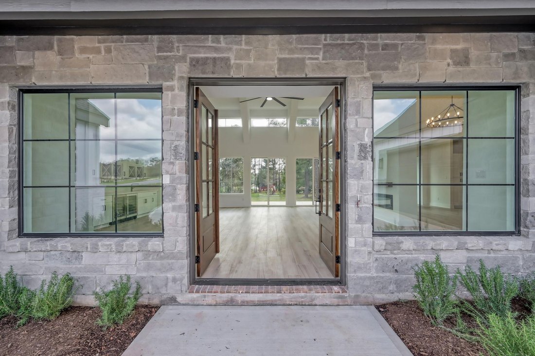 House in Willis, Texas, United States 3 - 17383299