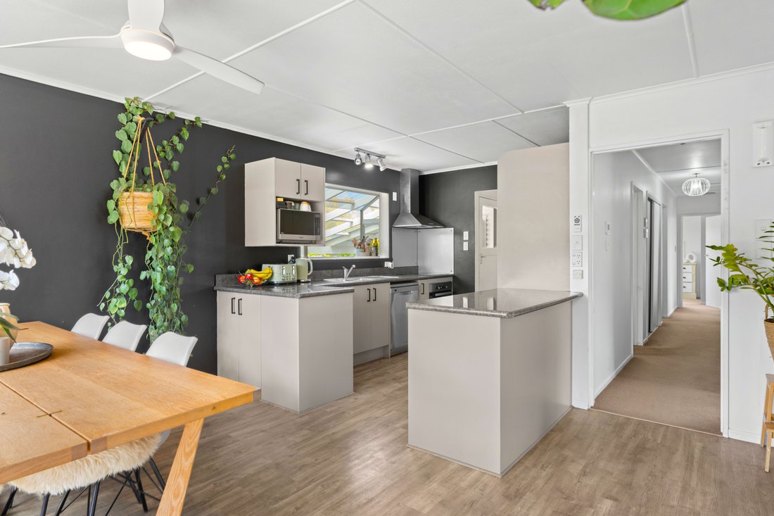House in Greytown, Wellington, New Zealand 5 - 17382315