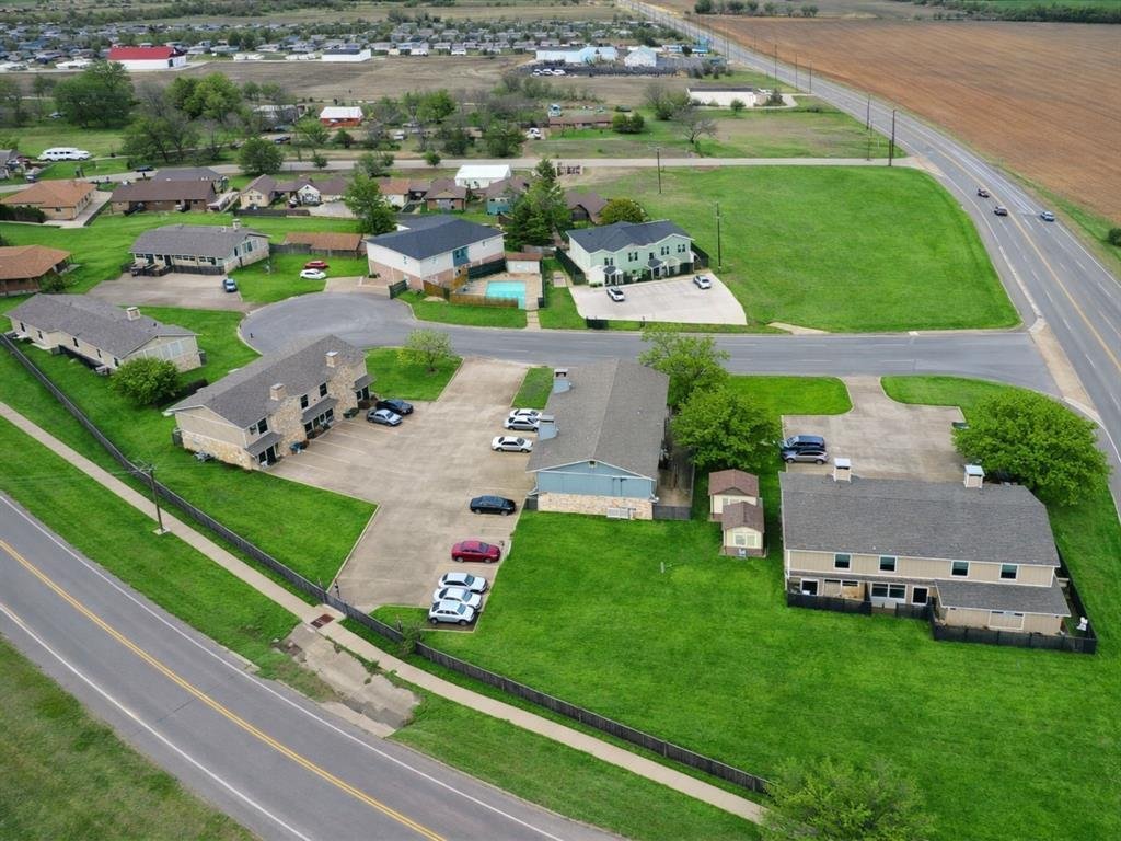 Cleburne, Texas, United States 4 - 17384115