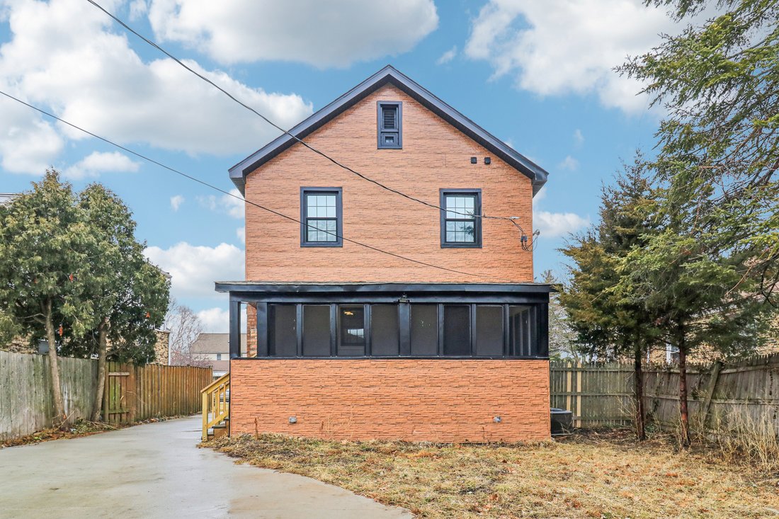 House in Des Plaines, Illinois, United States 5 - 17383653