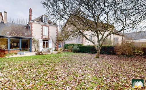 House in Leves, Centre-Val de Loire, France 1