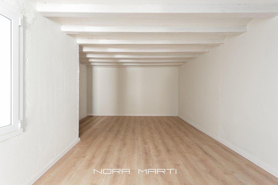 Sants-Montjuic, Barcelona, Spain 5 - 16336309