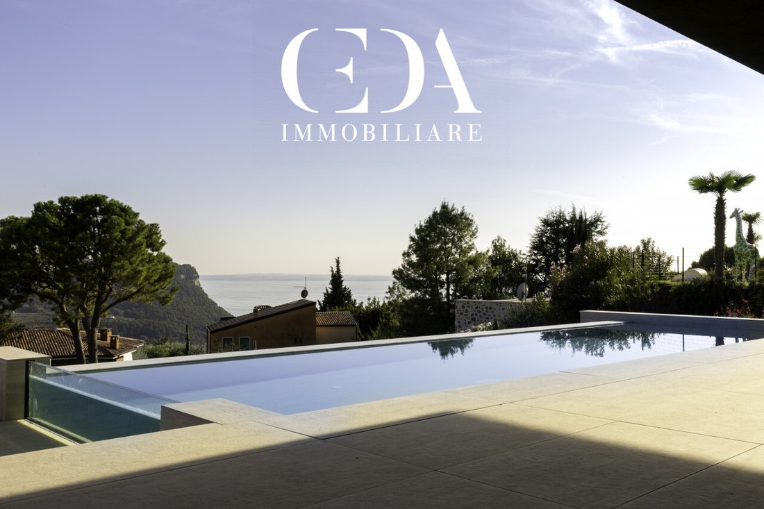 Villa in Costermano sul Garda, Veneto, Italy 1 - 14567668