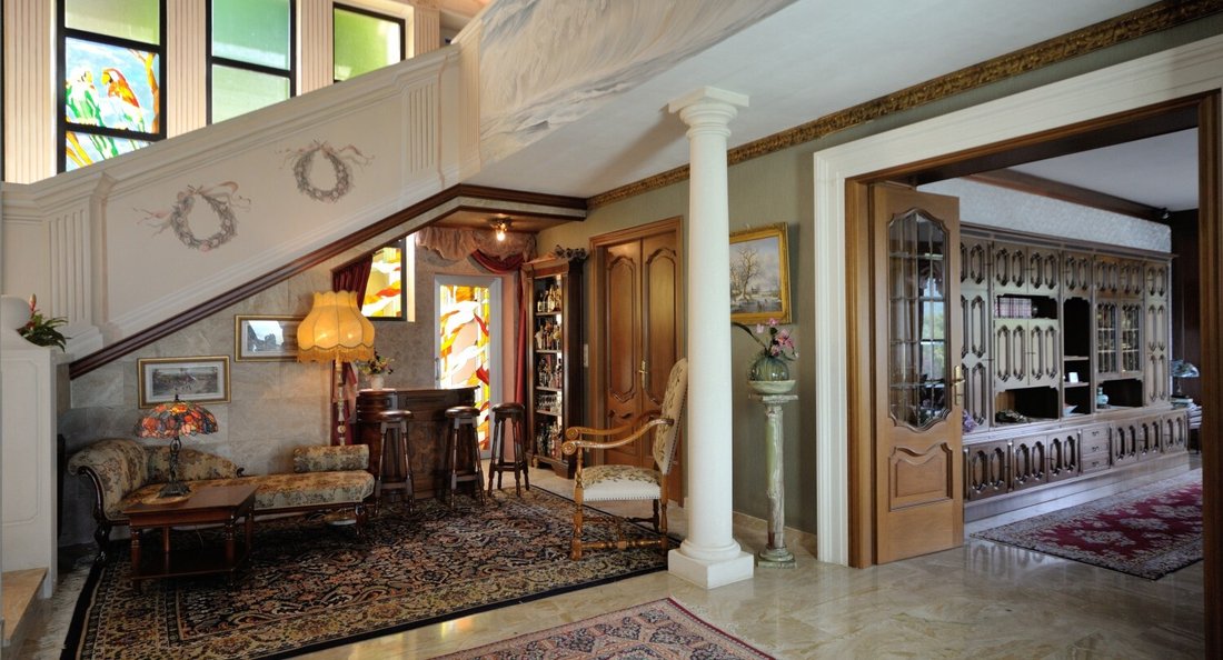 Villa in Bedero, Lombardy, Italy 3 - 17380718