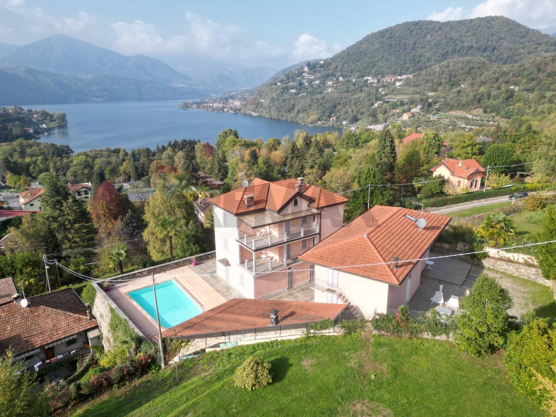 Villa in Orta San Giulio, Piedmont, Italy 1 - 17384892