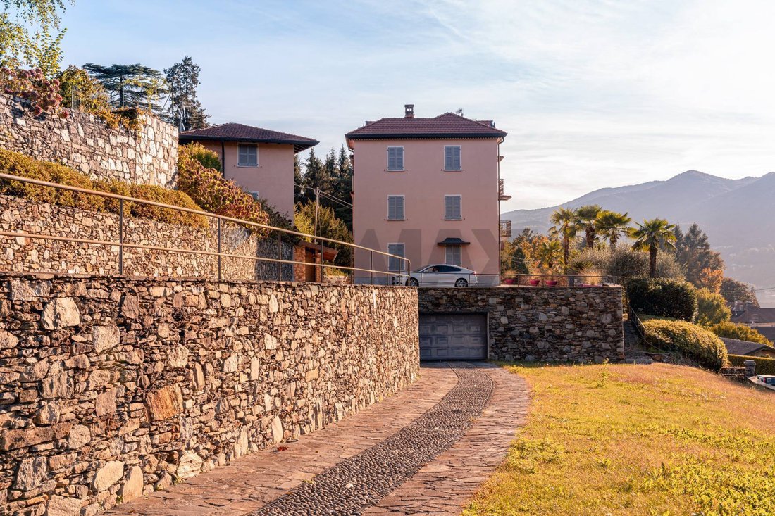 Villa in Orta San Giulio, Piedmont, Italy 3 - 17384892