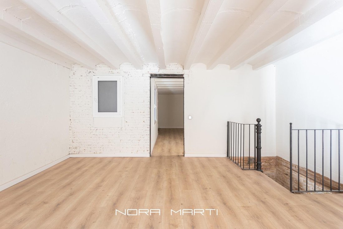 Sants-Montjuic, Barcelona, Spain 4 - 16336309