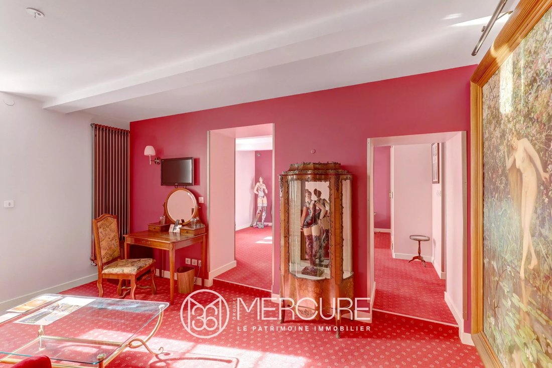 Estate in Royat, Auvergne-Rhône-Alpes, France 5 - 17381555