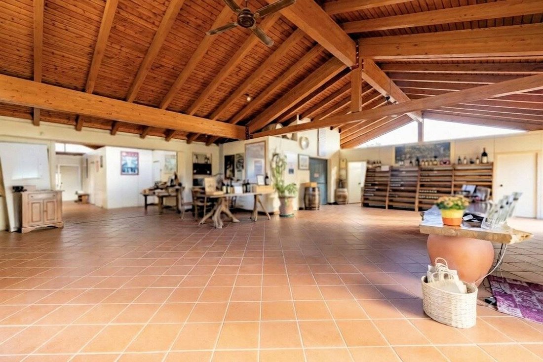 Country House in Historic Center, Siena, Tuscany 2 - 17384907