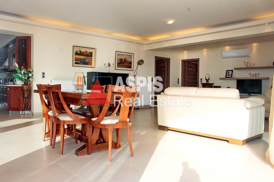 Condo in Kalyvia Thorikou, Attica, Greece 5 - 17383323