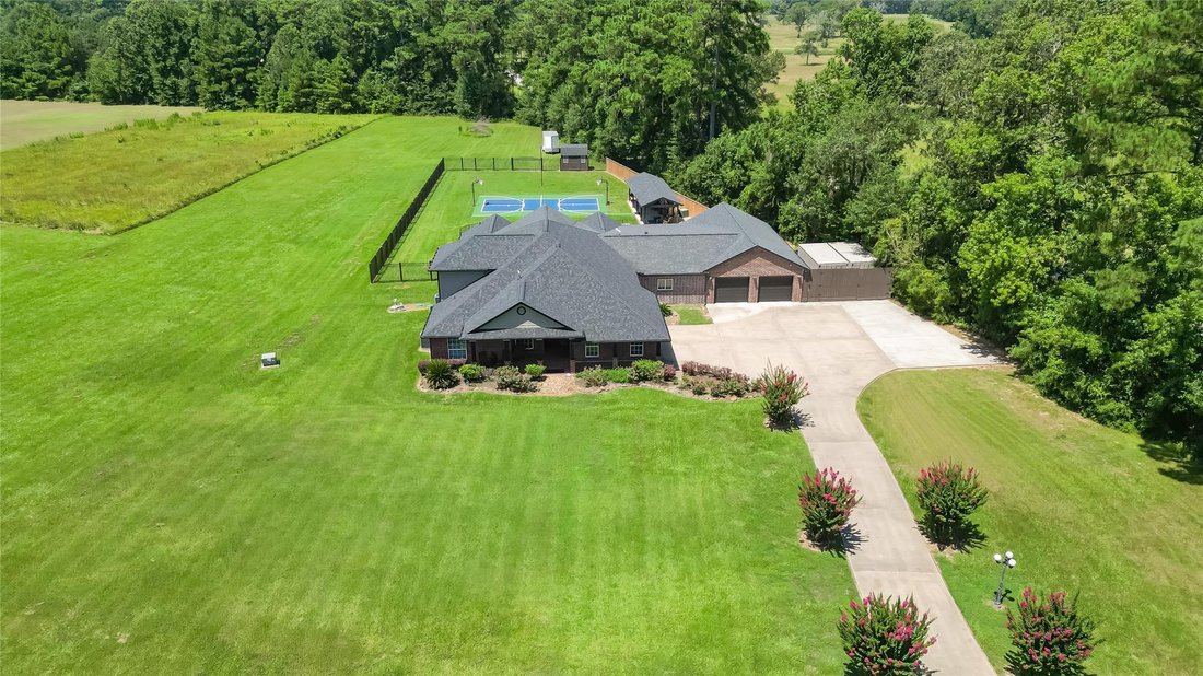 House in Cleveland, Texas, United States 5 - 16510152