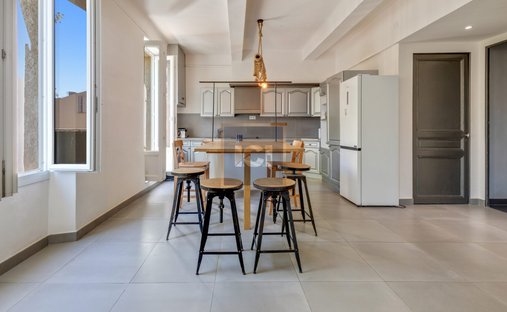Casa en Ville-Les Saquedes-Le Bouillonnet, Sainte-Maxime, Francia 1