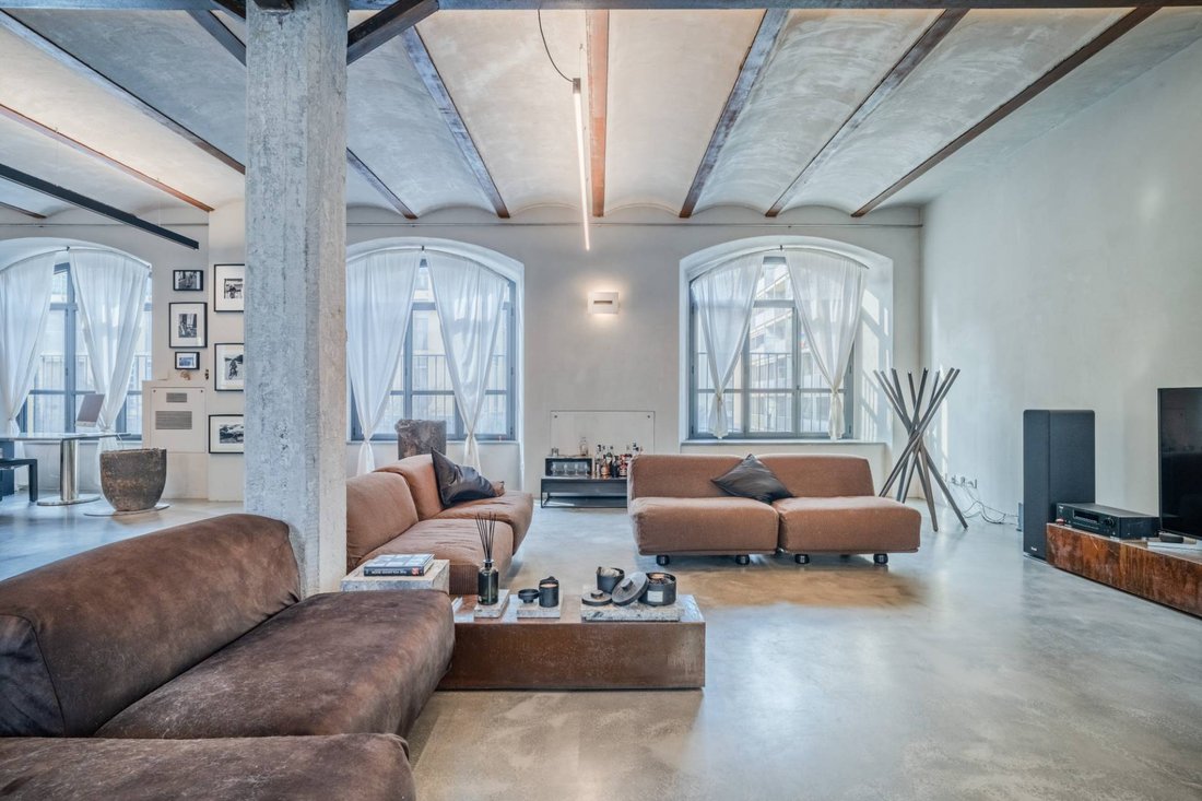 Apartment in Famagosta, Milan, Italy 1 - 17384903