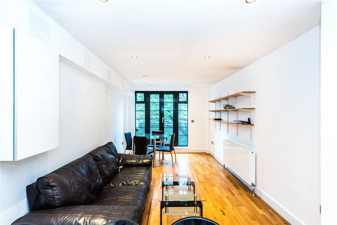 Apartment in EC1, Islington, England 3 - 17381425