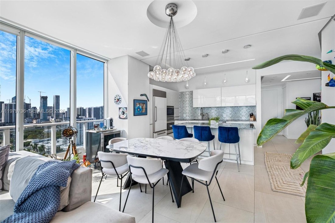 Condo in Miami, Florida, United States 5 - 17380929