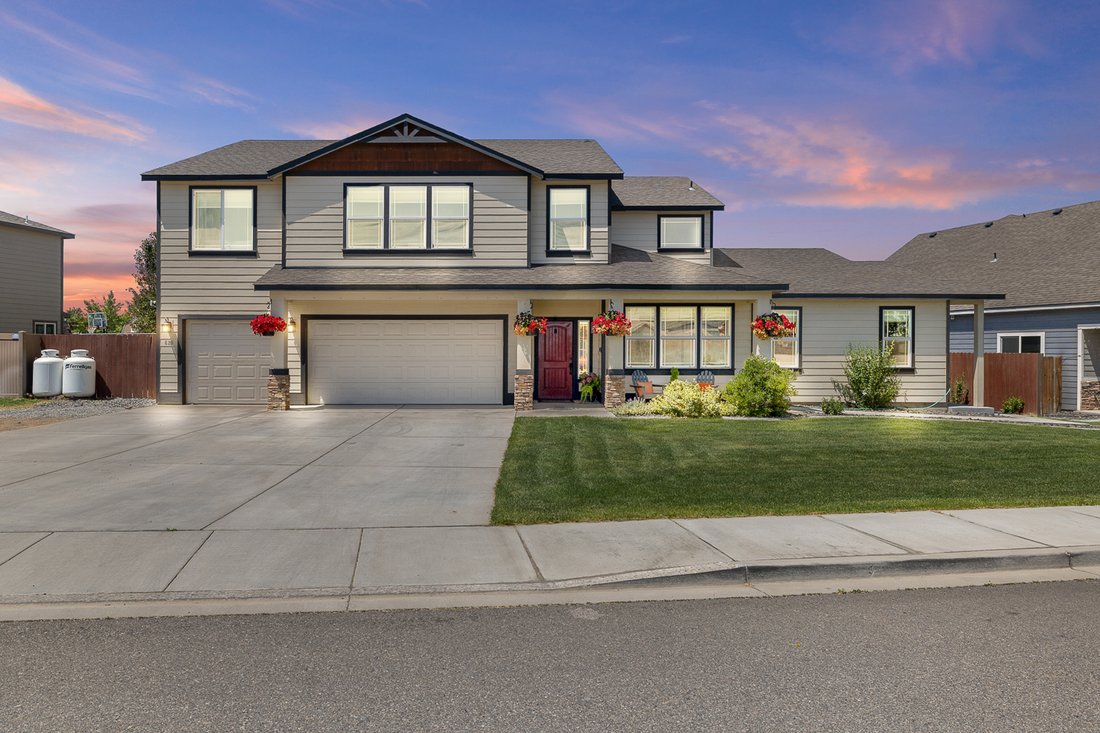 House in West Richland, Washington, United States 1 - 17381570