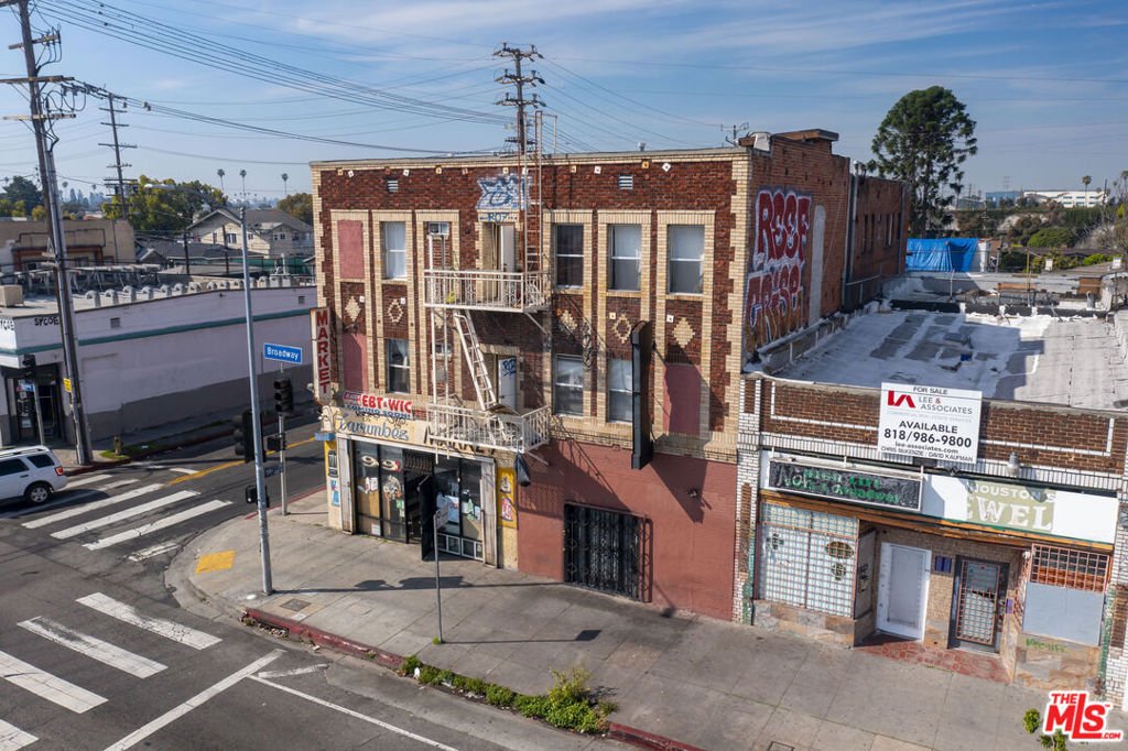 Los Angeles, California, United States 3 - 17382859