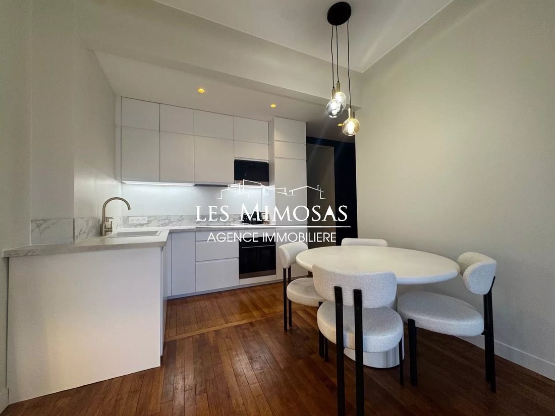 Apartment in Chemins des Vignes, Issy-les-Moulineaux, France 3 - 17383999