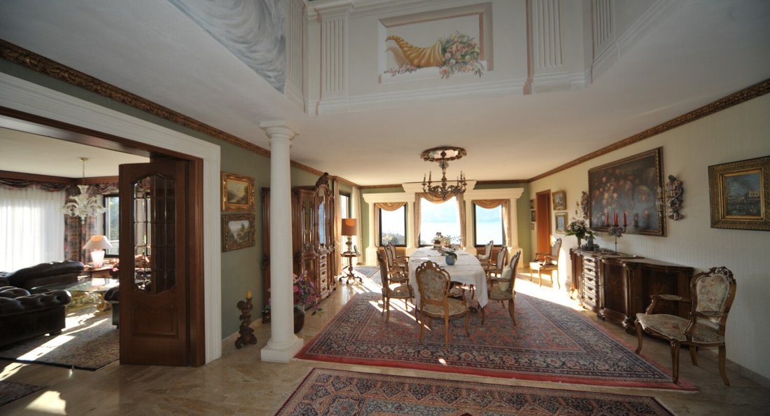 Villa in Bedero, Lombardy, Italy 4 - 17380718