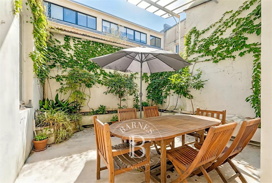 Apartment in Grand Parc-Chartrons-Paul Doumer, Bordeaux, France 1 - 17384061