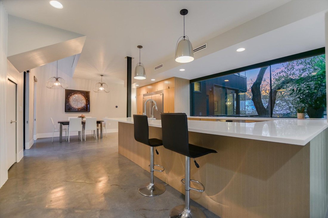 Condo in Austin, Texas, United States 4 - 17383351