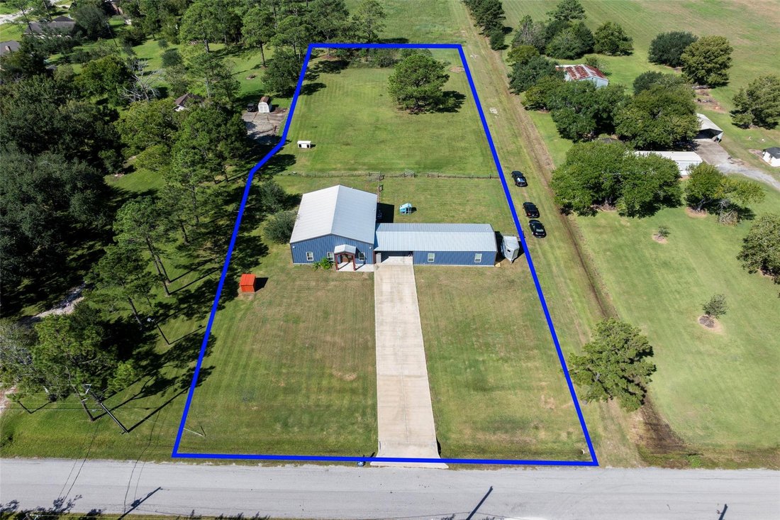 House in Dickinson, Texas, United States 2 - 17383288