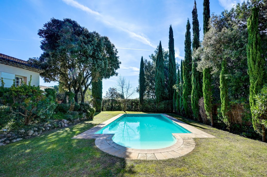 House in Le Tholonet, Provence-Alpes-Côte d'Azur, France 2 - 17384436