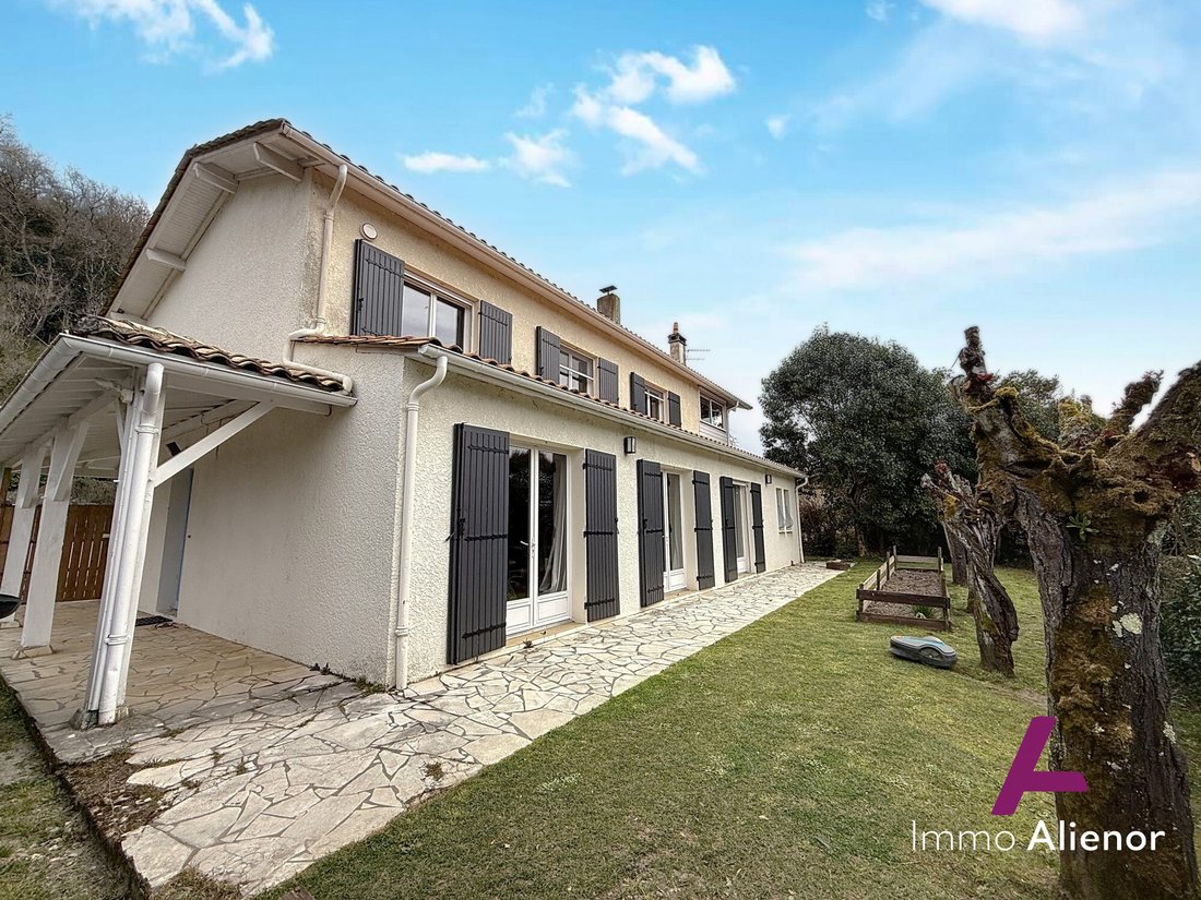 House in Saint-Caprais-de-Bordeaux, Nouvelle-Aquitaine, France 4 - 17385285
