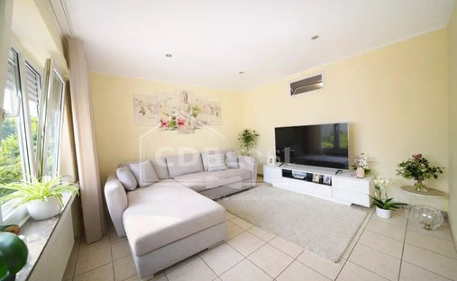 Wohnung in Differdingen, Kanton Esch an der Alzette, Luxemburg 1