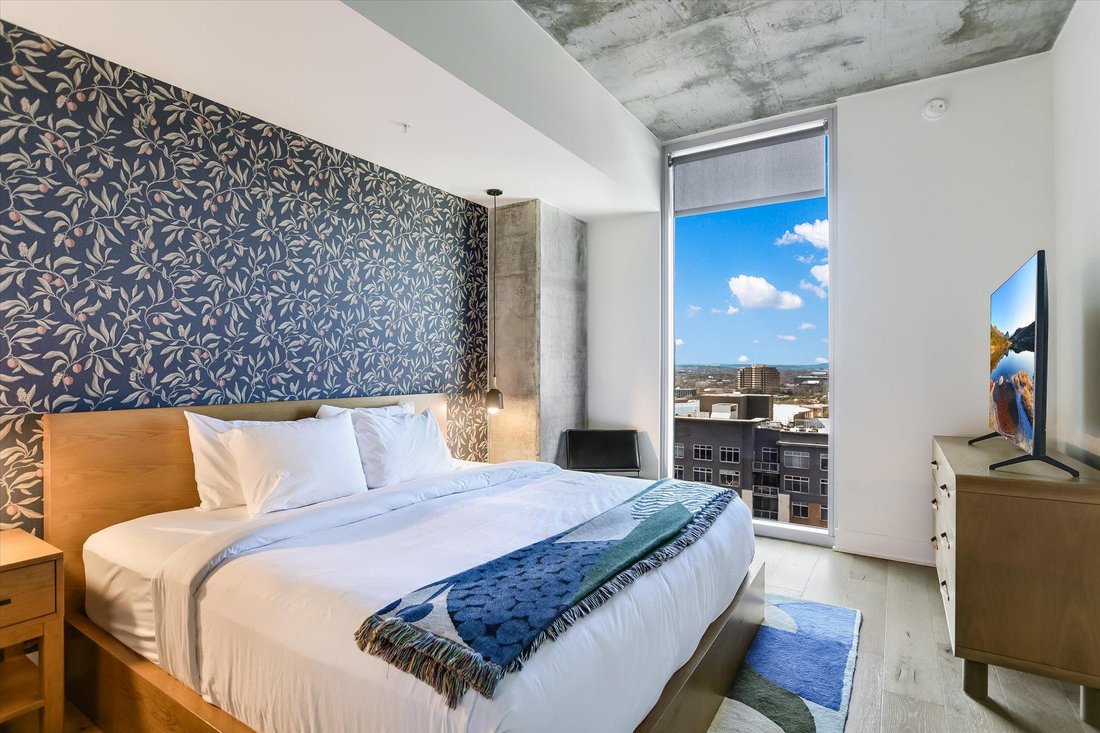 Condo in Austin, Texas, United States 3 - 17384332