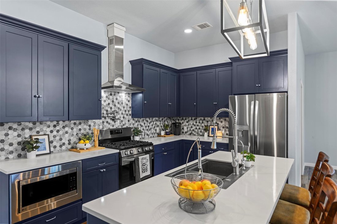 House in Dickinson, Texas, United States 3 - 17383288