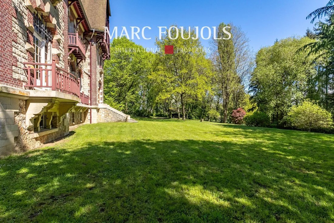 House in Compiegne, Hauts-de-France, France 4 - 17383830