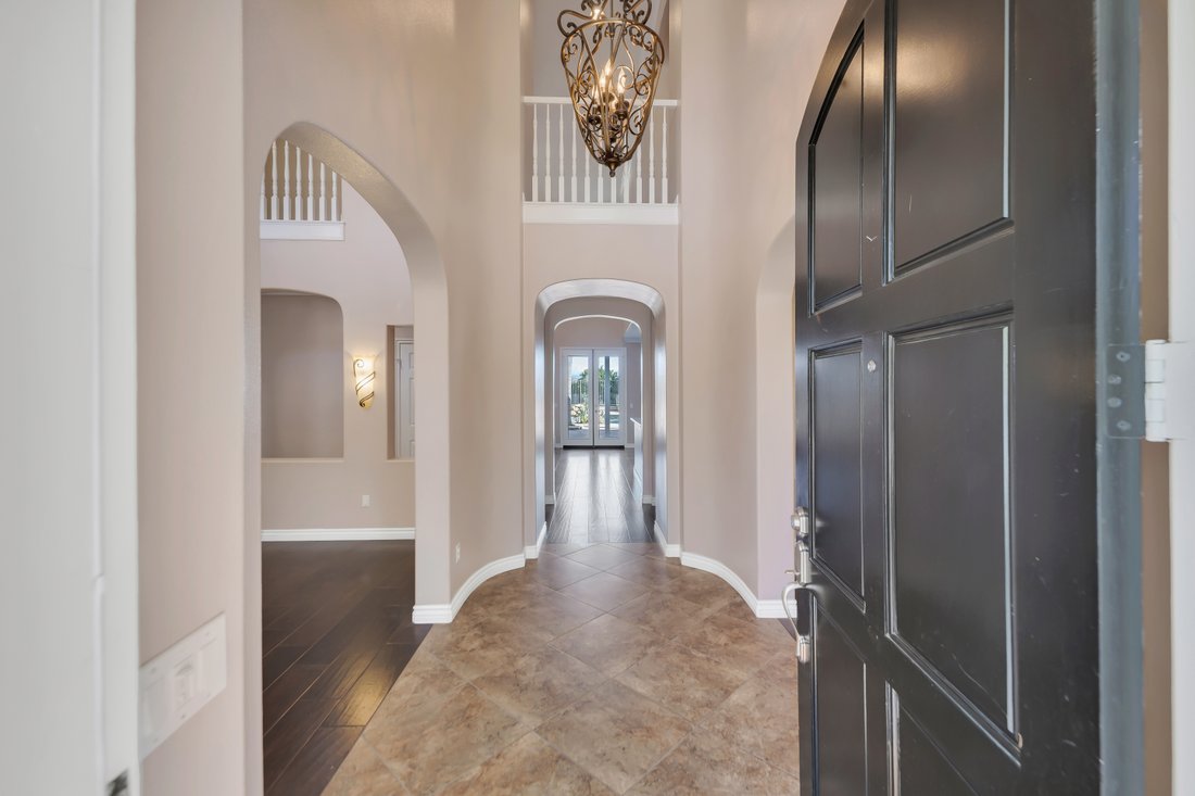 House in Stevenson Ranch, California, United States 4 - 17383033
