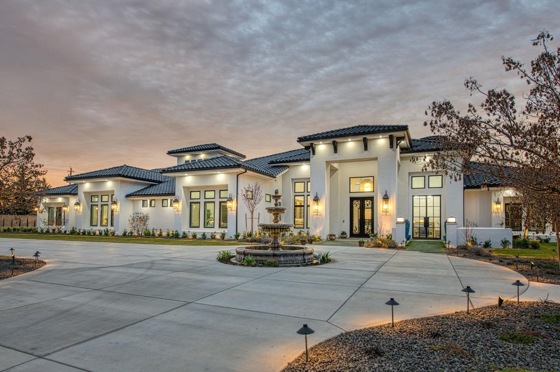 House in Clovis, California, United States 1 - 17385475