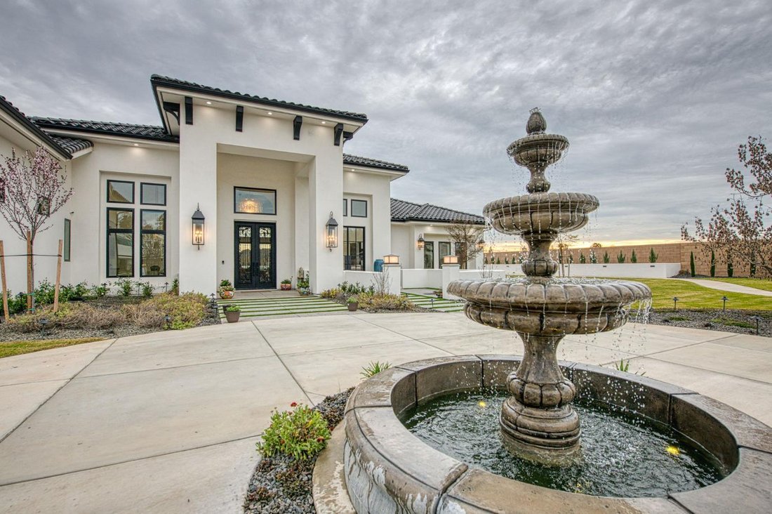 House in Clovis, California, United States 5 - 17385475