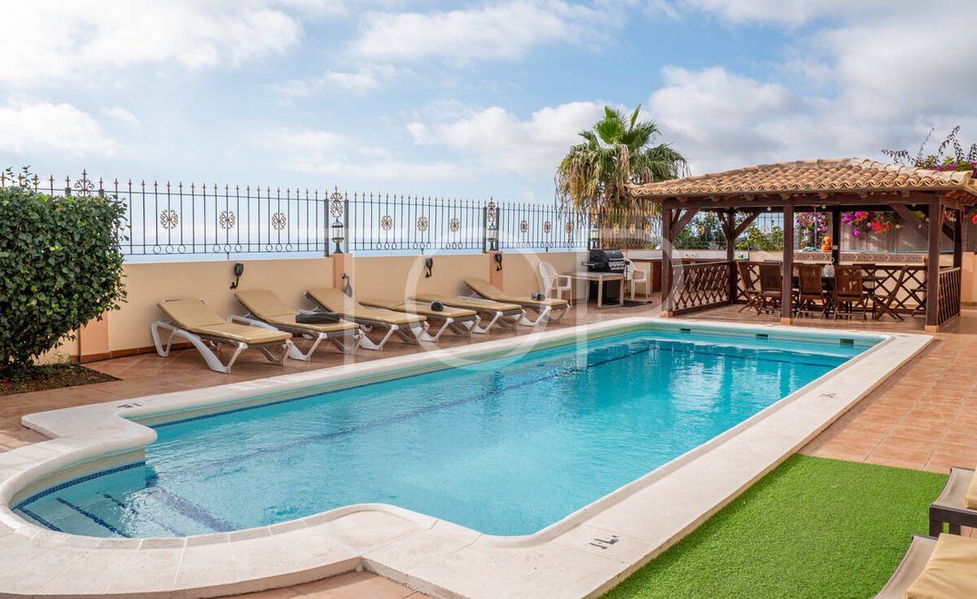 Villa in Costa Adeje, Adeje, Canary Islands 4 - 17385840