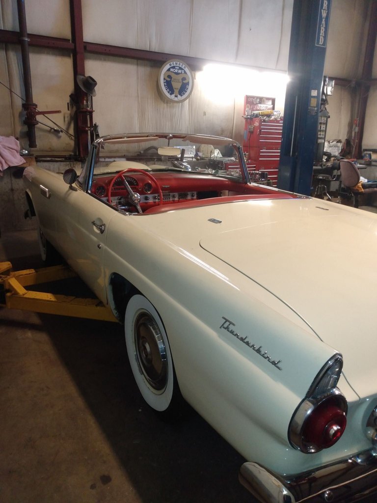 Cabriolet in Glendale, United States 5 - 17385719