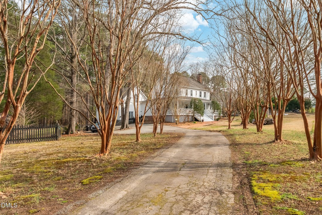 House in Apex, North Carolina, United States 2 - 17385587