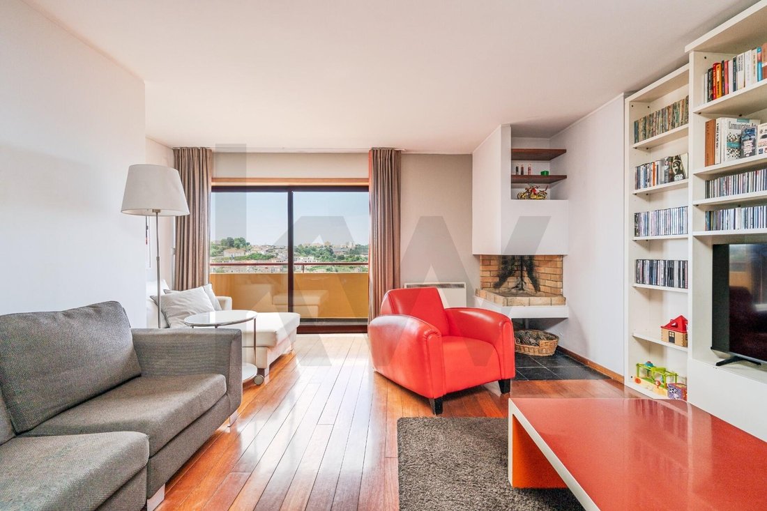 Apartment in Cedofeita, Santo Ildefonso, Se, Miragaia, Sao Nicolau e Vitoria, Porto District, Portugal 3 - 17385888