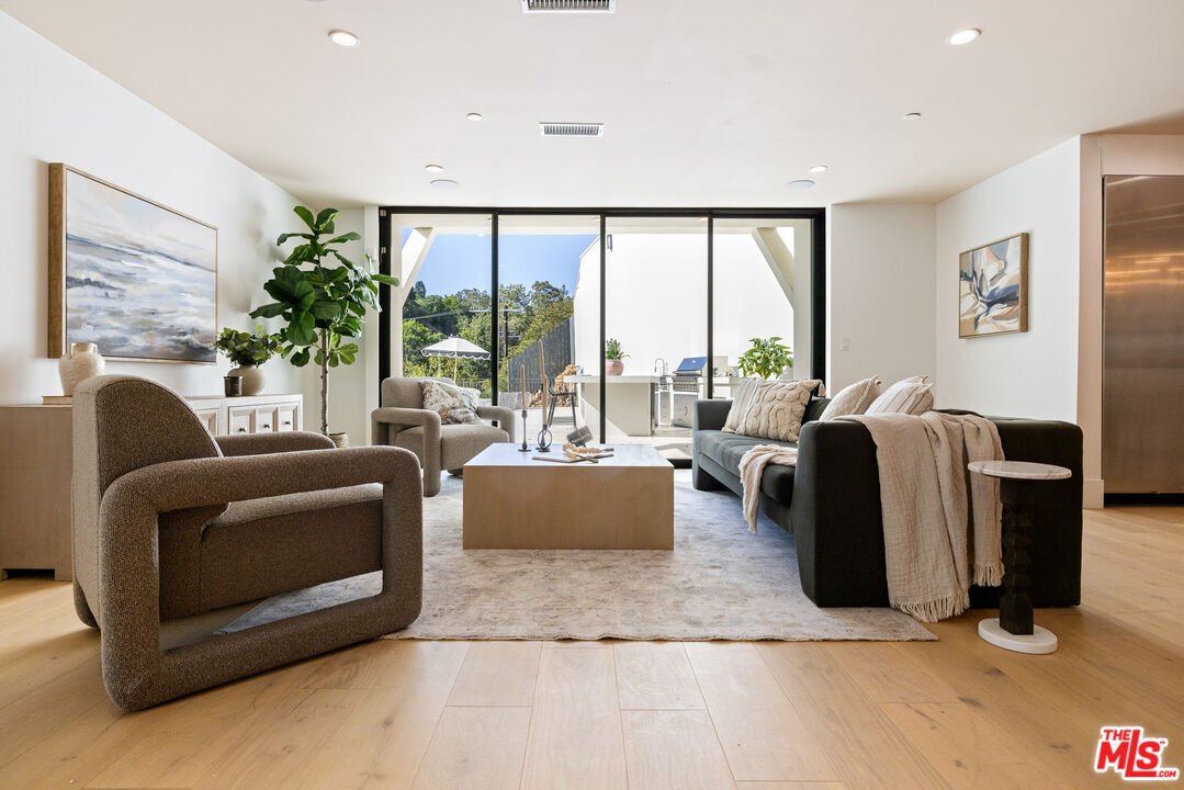 House in Los Angeles, California, United States 4 - 17385632
