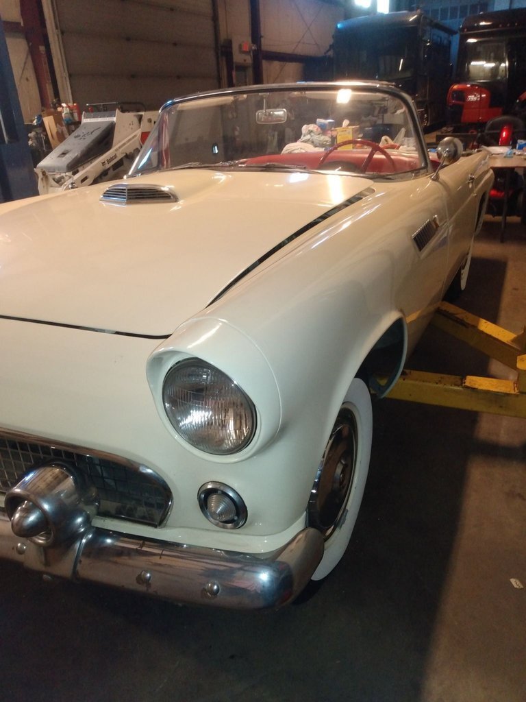Cabriolet in Glendale, United States 2 - 17385719