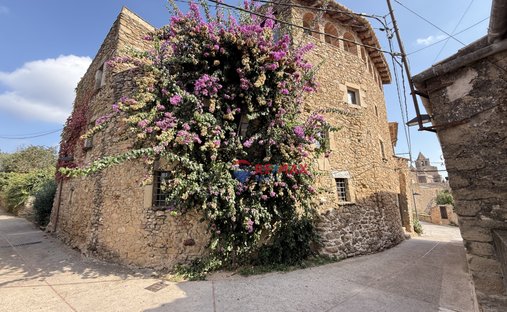 House in Madremanya, Catalonia, Spain 1
