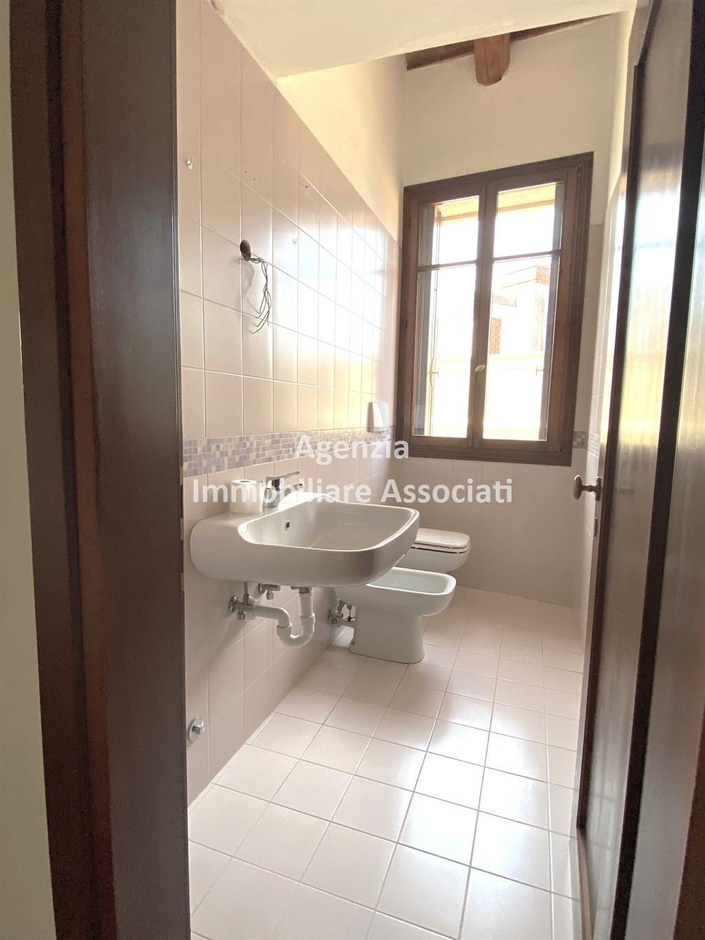 Apartment in Bassano del Grappa, Veneto, Italy 5 - 17385869